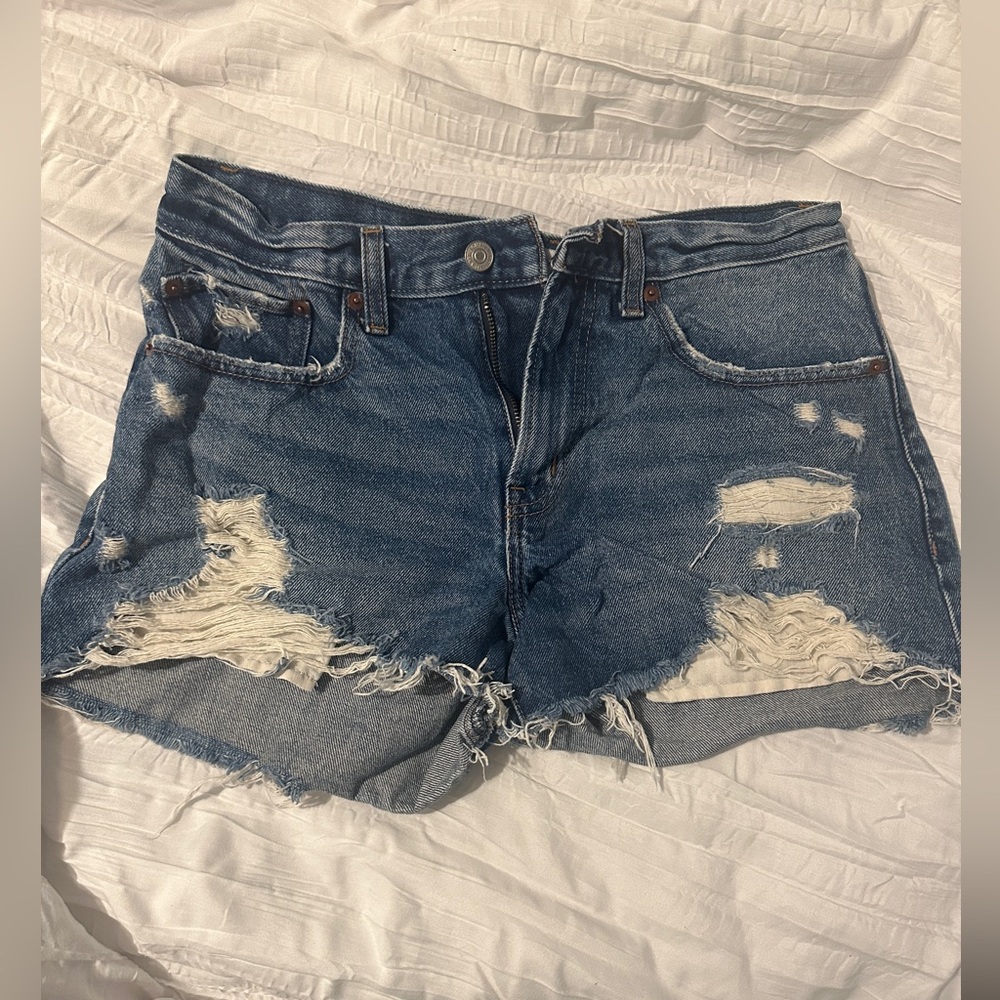 Abercrombie & Fitch Boyfriend short, mid rise
